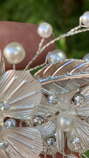 #005 Silver Bridal Hair Comb – Floral Design with Pearls & Crystal Accents