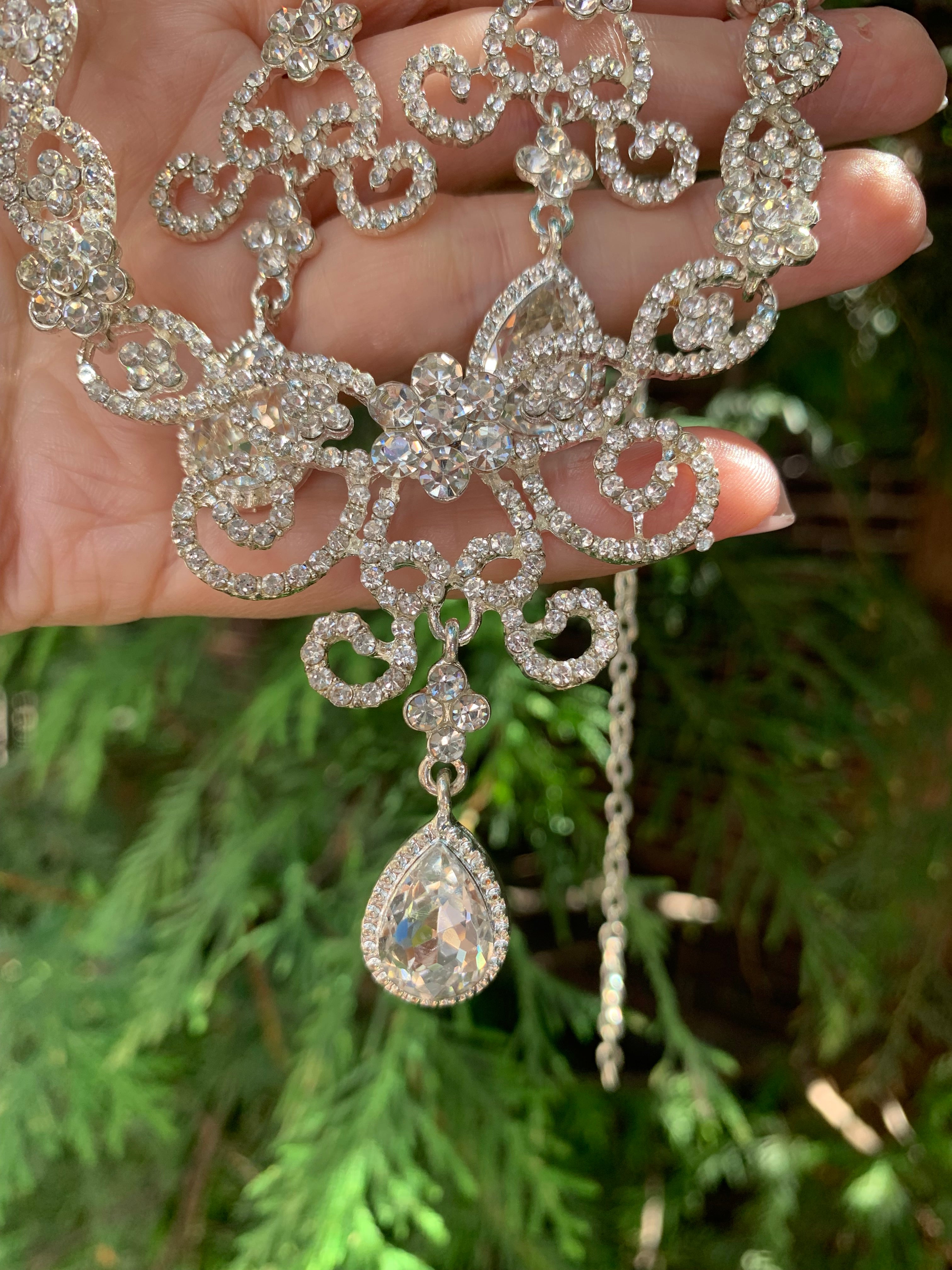 #038: Silver Bridal Jewelry Set – Crystal Necklace & Drop Earrings for Weddings