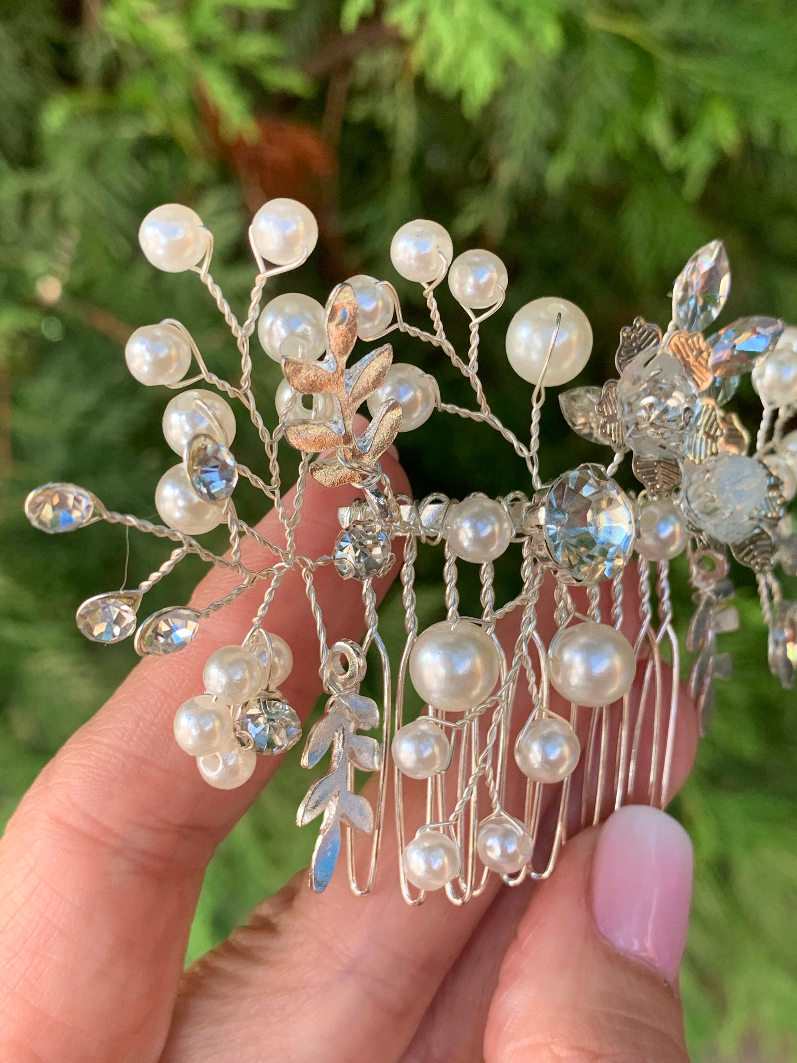 #020 Silver Bridal Hair Comb – Crystal & Pearl Wedding Hair Accessory