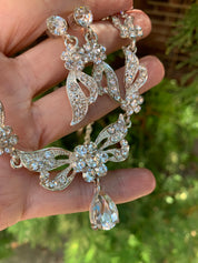 #039: Silver Bridal Jewelry Set – Crystal Necklace & Drop Earrings for Weddings
