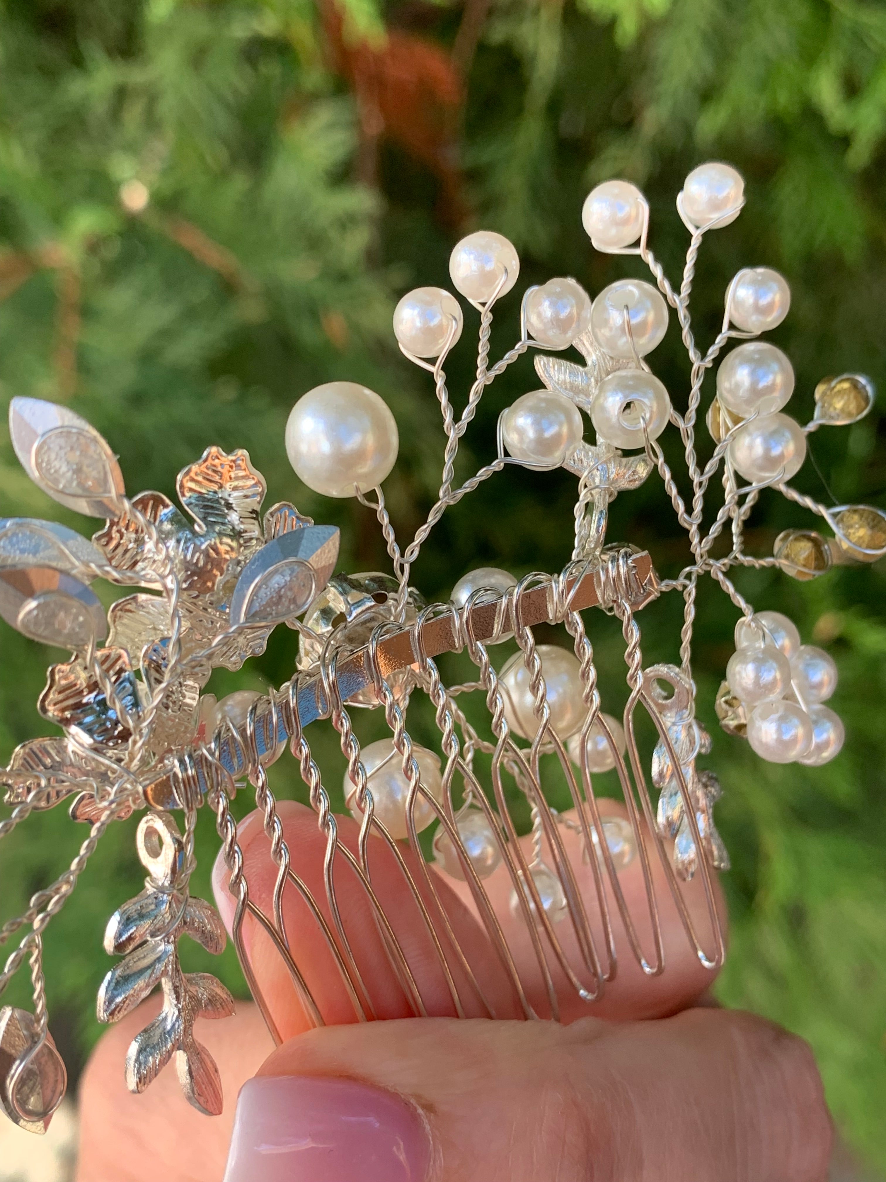 #020 Silver Bridal Hair Comb – Crystal & Pearl Wedding Hair Accessory