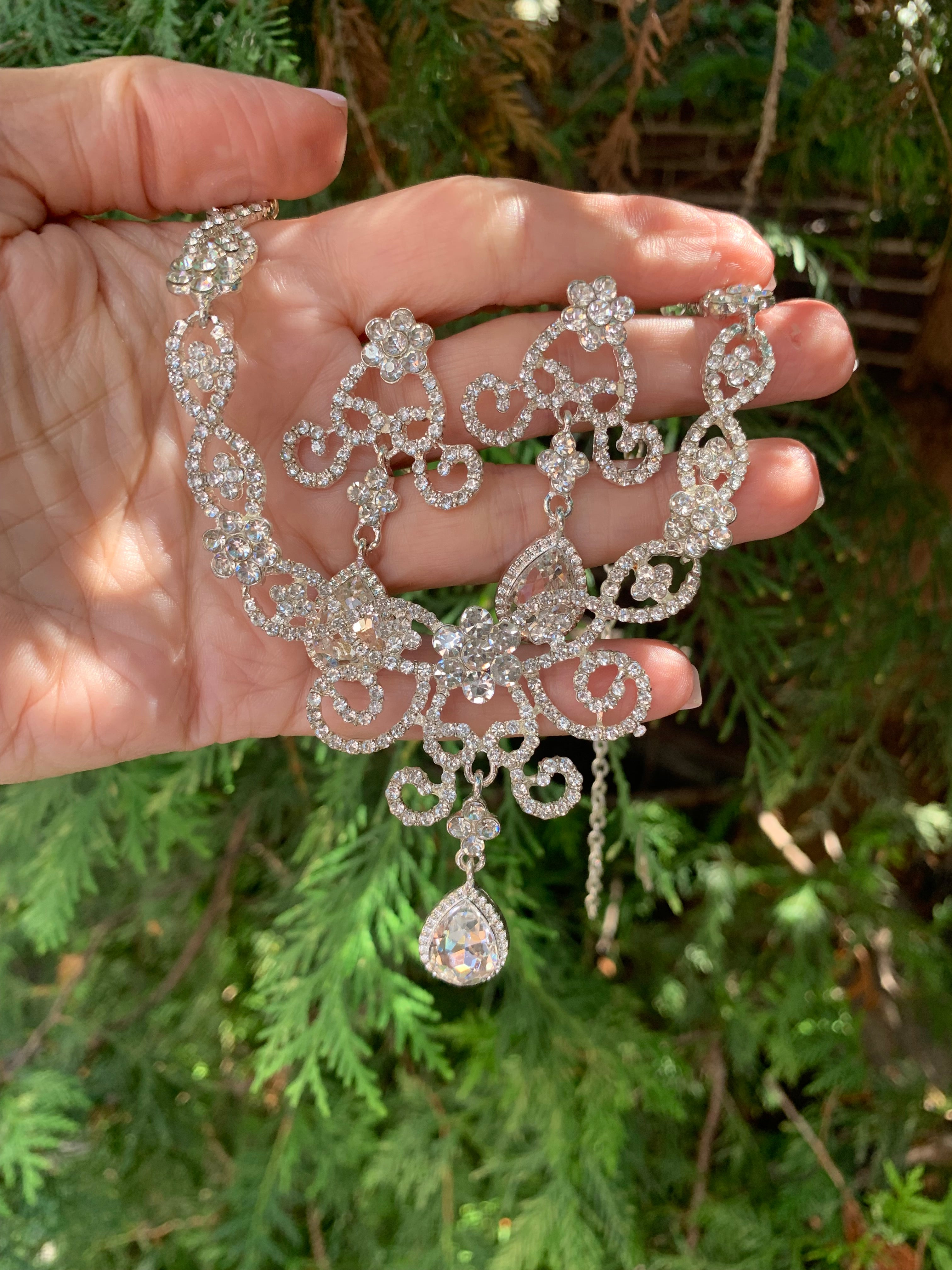 #038: Silver Bridal Jewelry Set – Crystal Necklace & Drop Earrings for Weddings