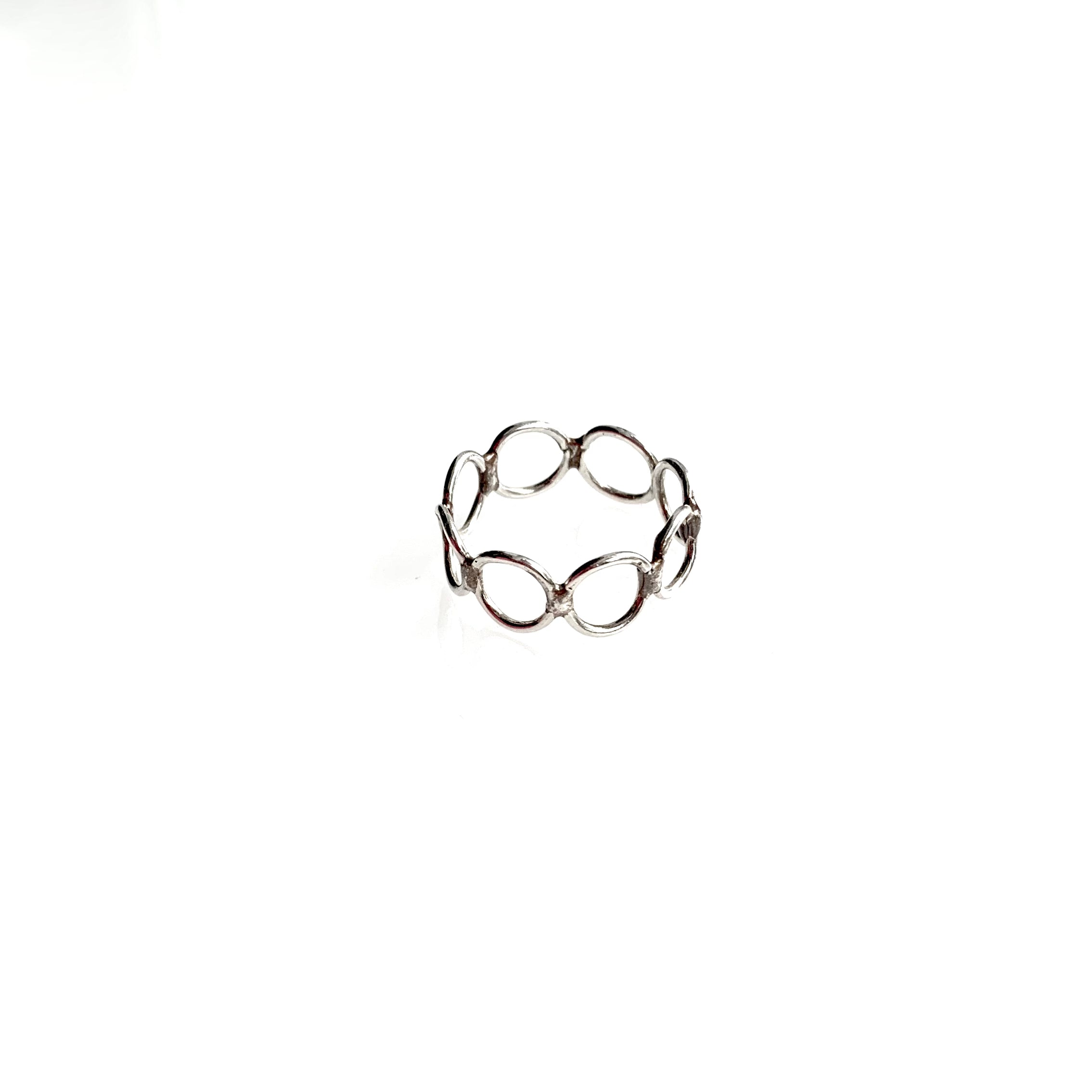 Synergy Ring – A Band of Infinite Connection - us size 9