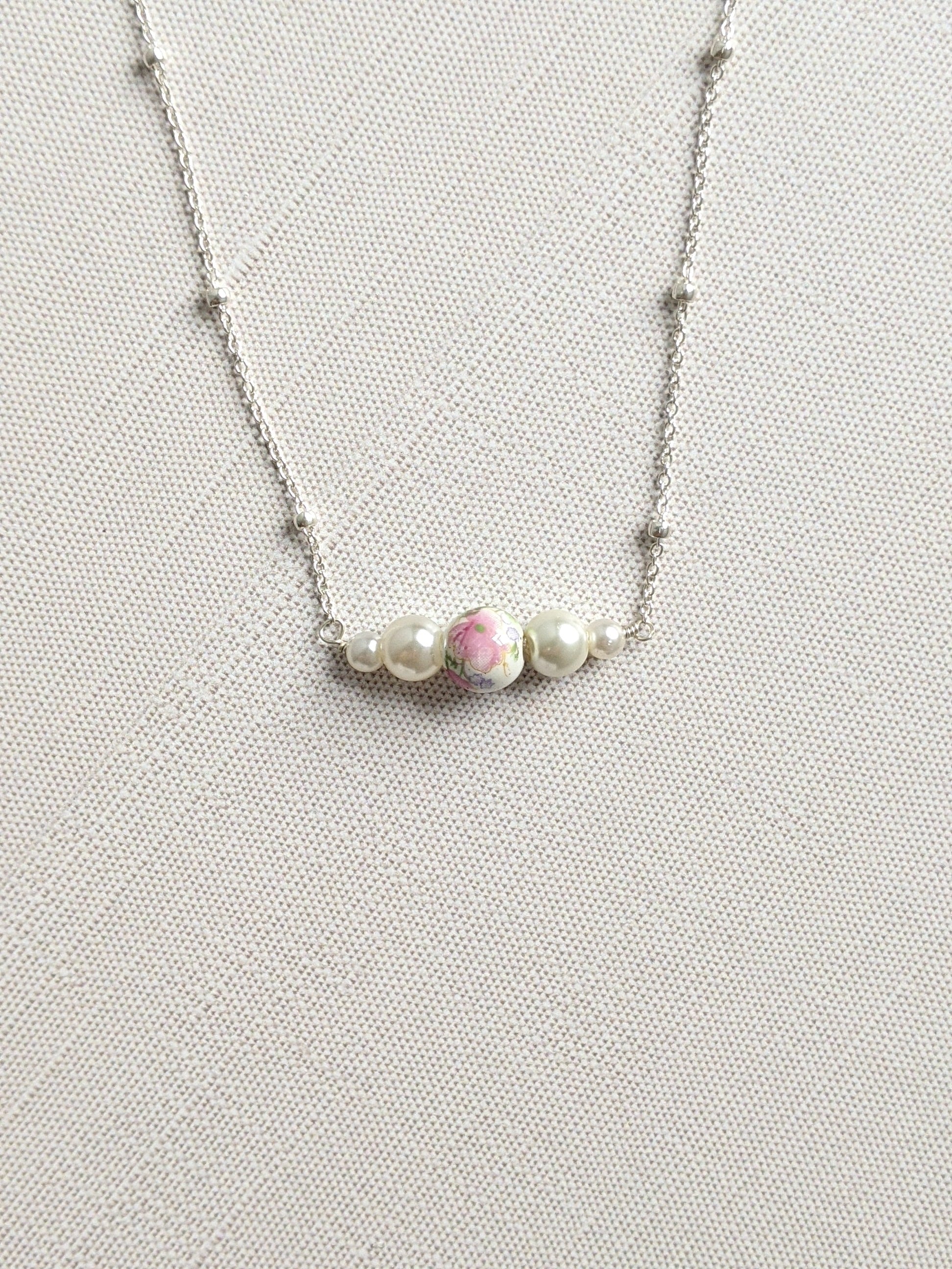 Blooming Pearl Stardust Necklace in Sterling Silver