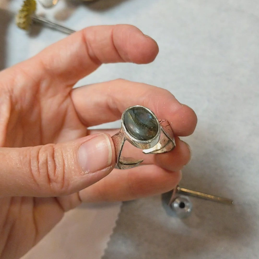 Labradorite Organic Leaf Statement Ring in Sterling Silver