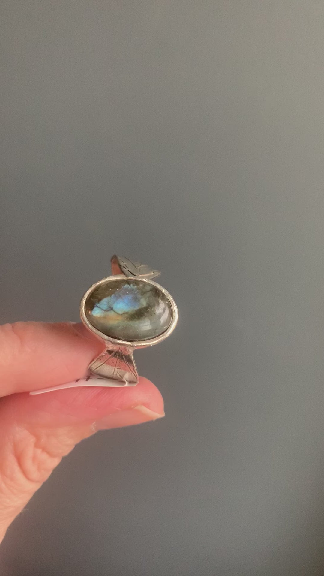 Labradorite Organic Leaf Statement Ring in Sterling Silver