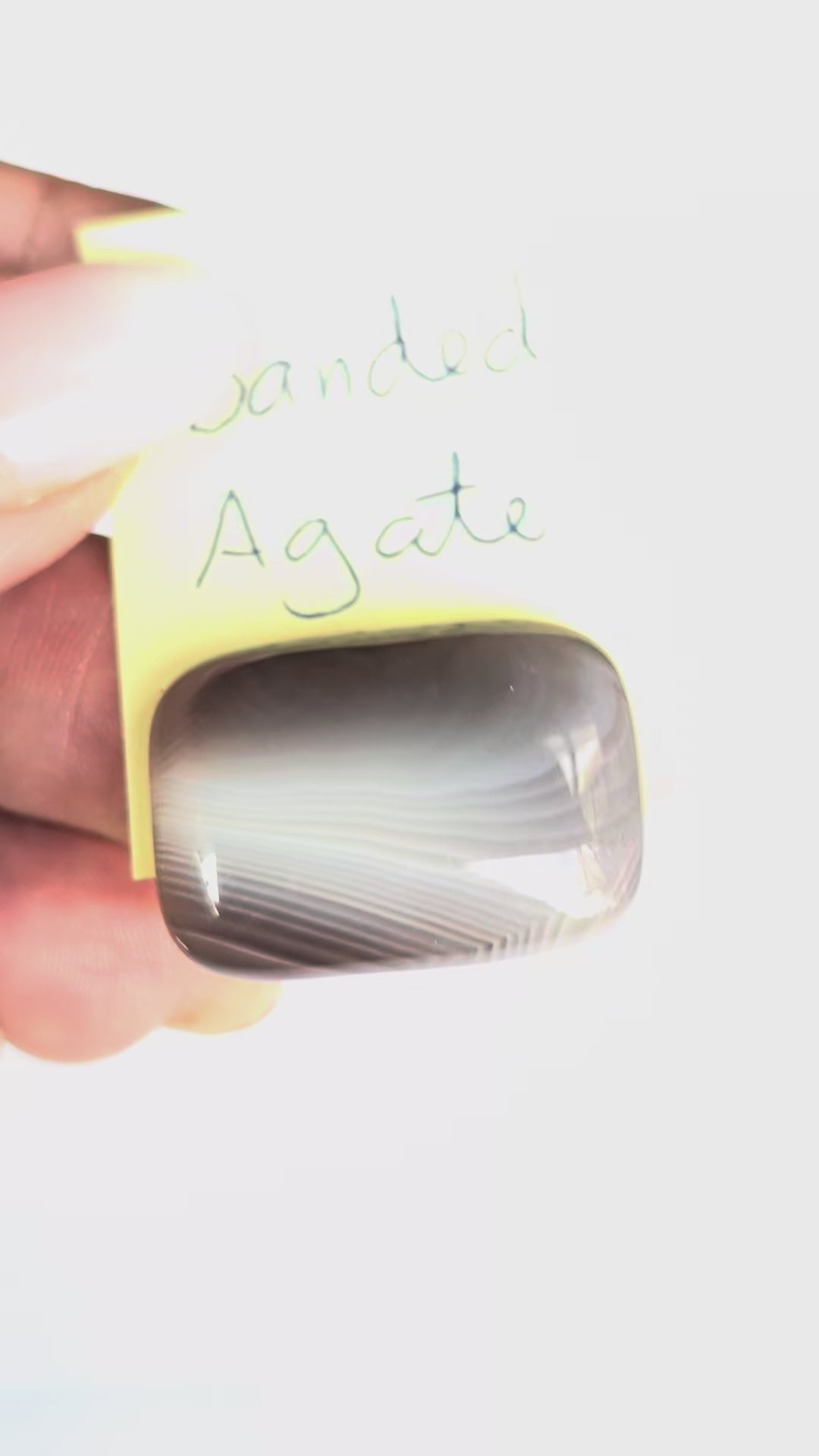 Neutral Agate Deposit