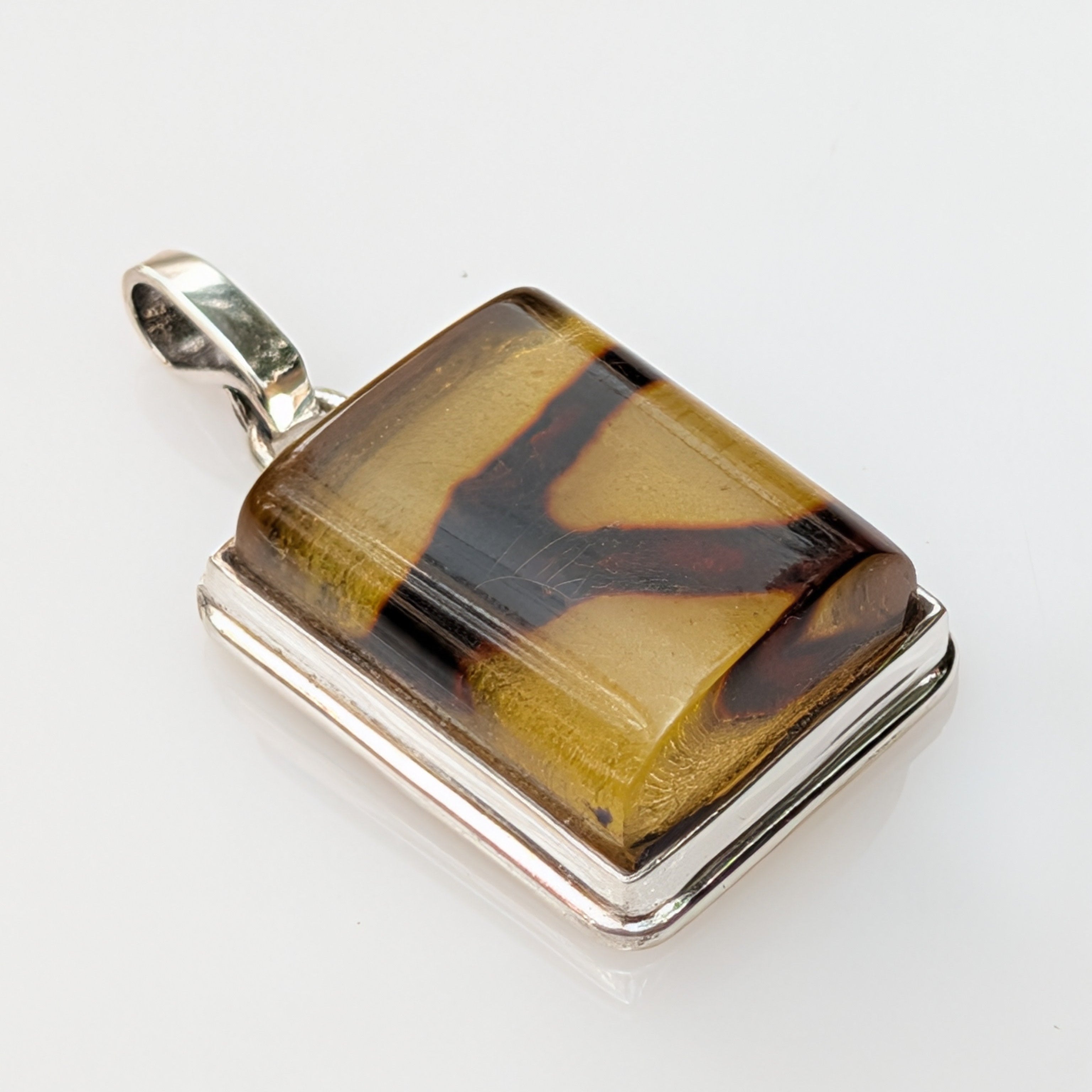 Solar Vein Pendant | Sterling Silver Baltic Silver | Tears of the Sun