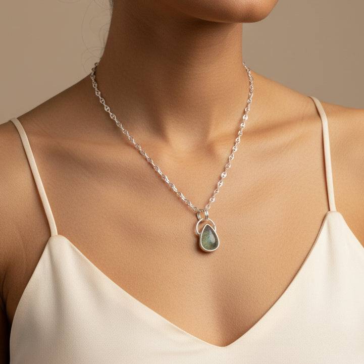 Fluorite Pendant in Sterling Silver – Aether Loop Statement Necklace